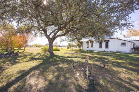 7150 County Road 429 Dhanis TX 78850