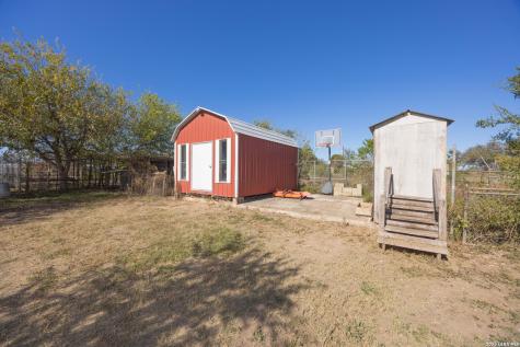 7150 County Road 429 Dhanis TX 78850