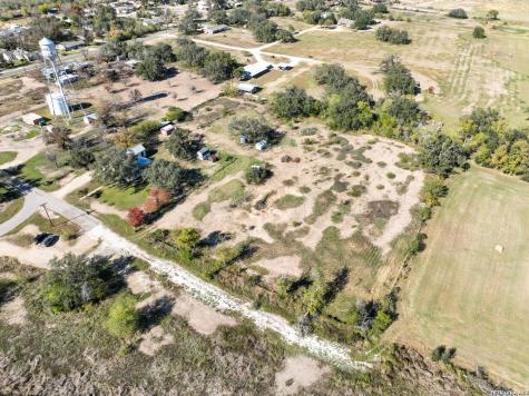 7150 County Road 429 Dhanis TX 78850