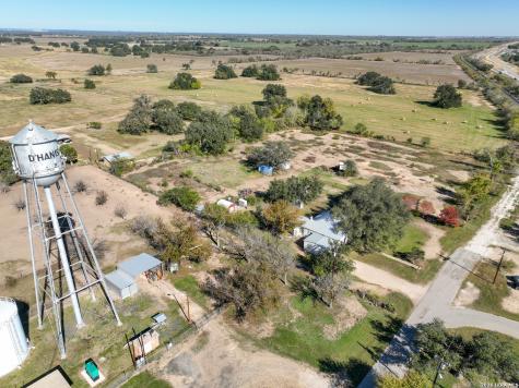7150 County Road 429 Dhanis TX 78850