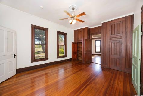 7150 County Road 429 Dhanis TX 78850