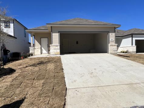 10107 Tierra Roja San Antonio TX 78224