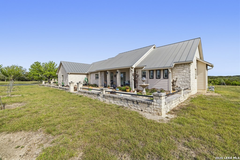 360 Bluff Creek Road Center Point TX 78010