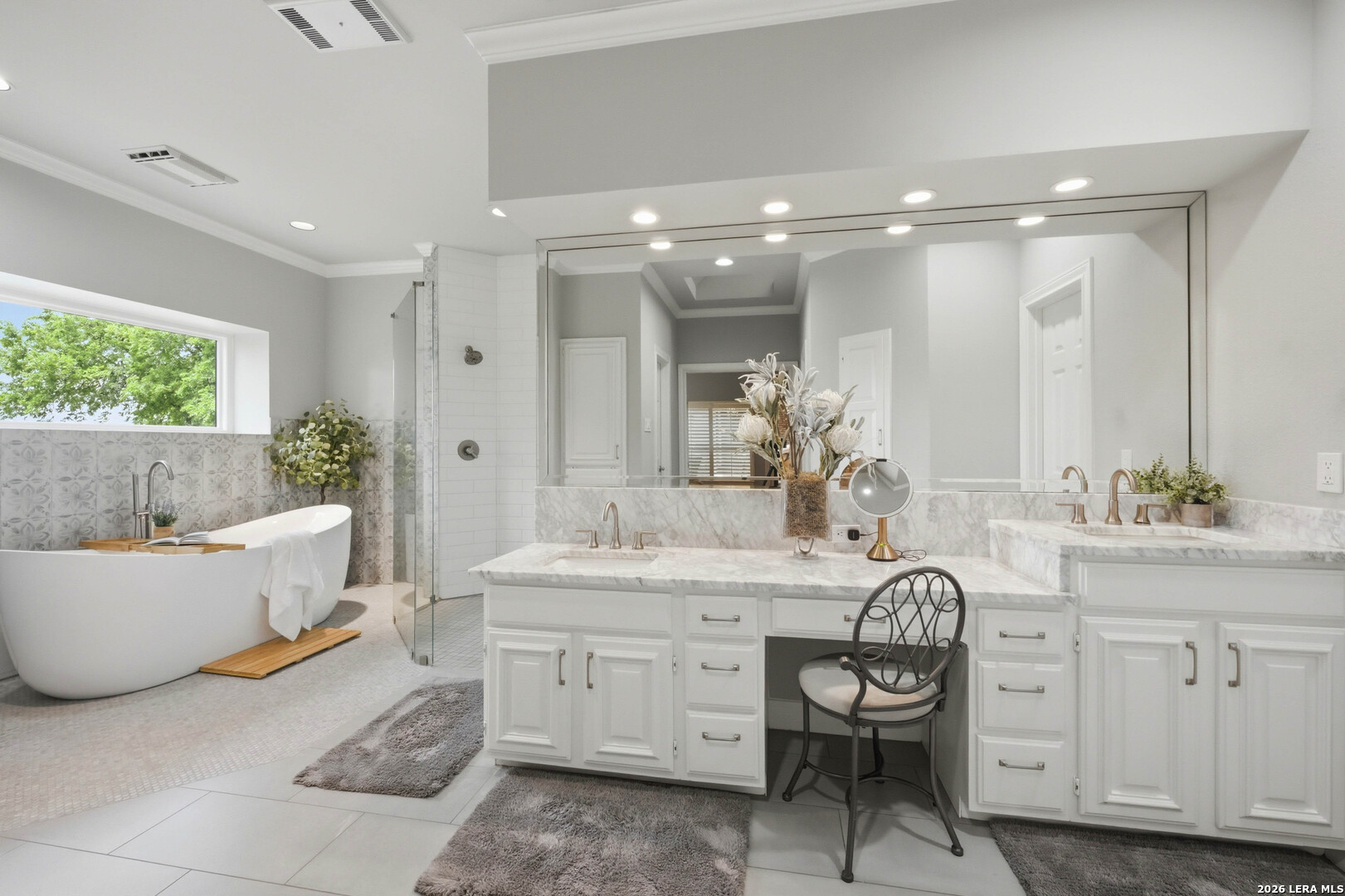 202 Bluffcove San Antonio TX 78216