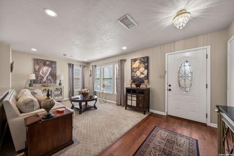 18622 Wooded Creek San Antonio TX 78259
