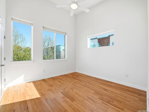 102 Tendick San Antonio TX 78209