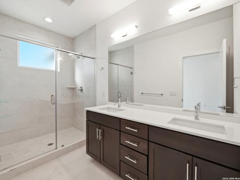 102 Tendick San Antonio TX 78209