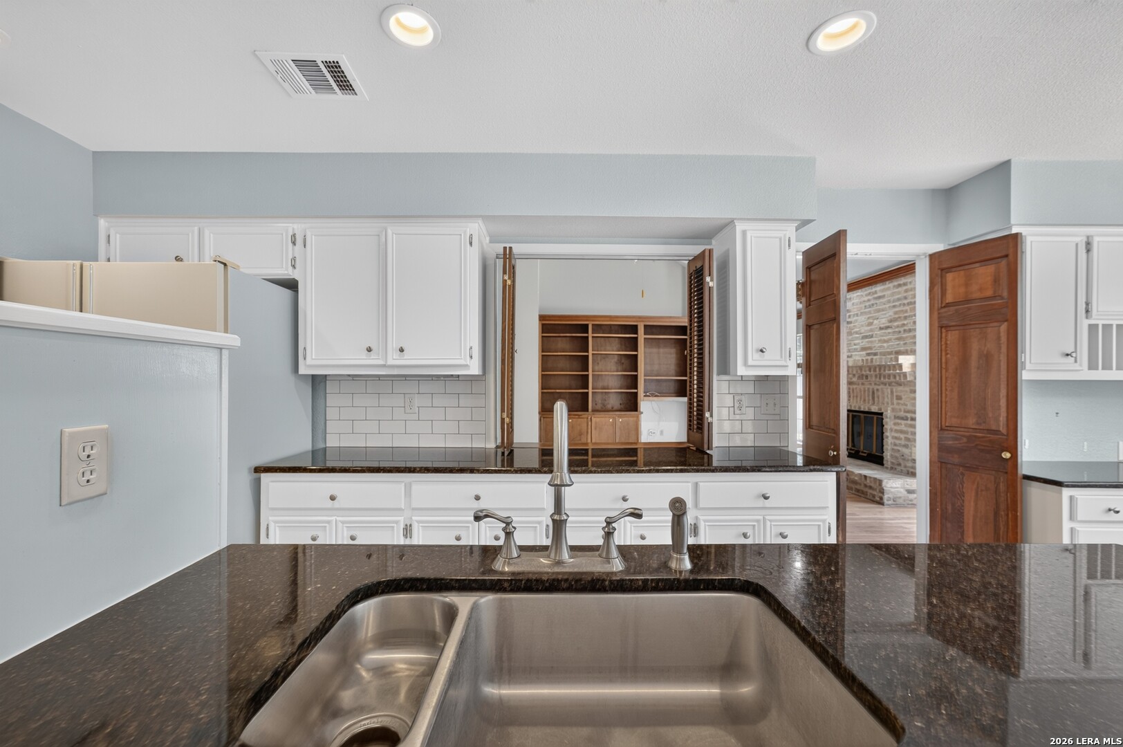 84 Granburg Circle San Antonio TX 78218