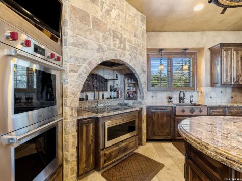 14454 Santa Rita Helotes TX 78023