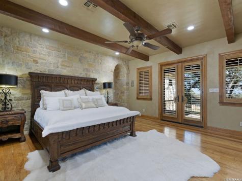 14454 Santa Rita Helotes TX 78023