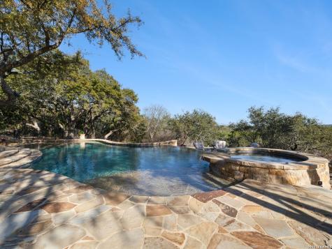 14454 Santa Rita Helotes TX 78023