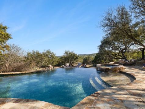 14454 Santa Rita Helotes TX 78023