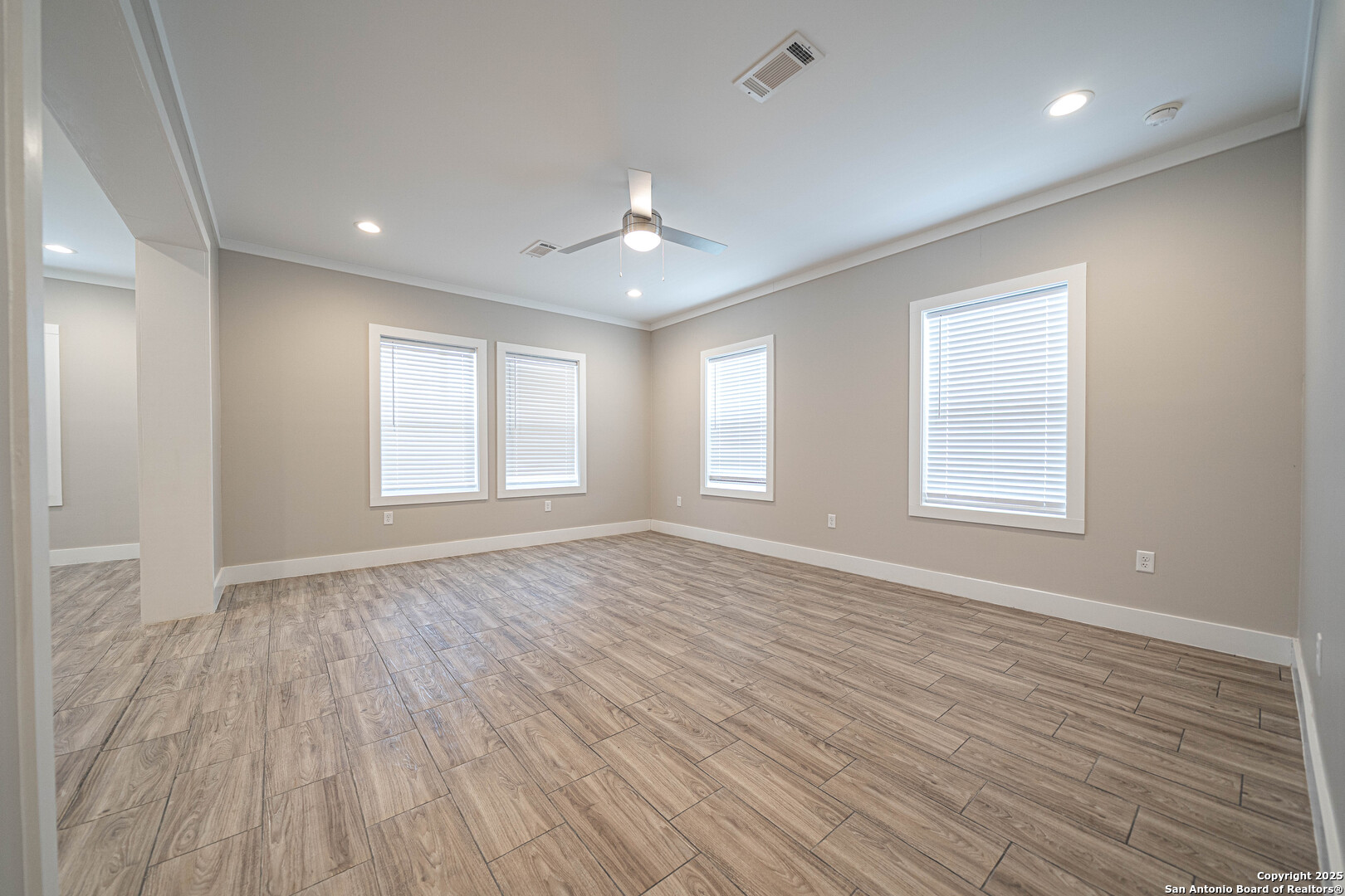1420 Burleson San Antonio TX 78202