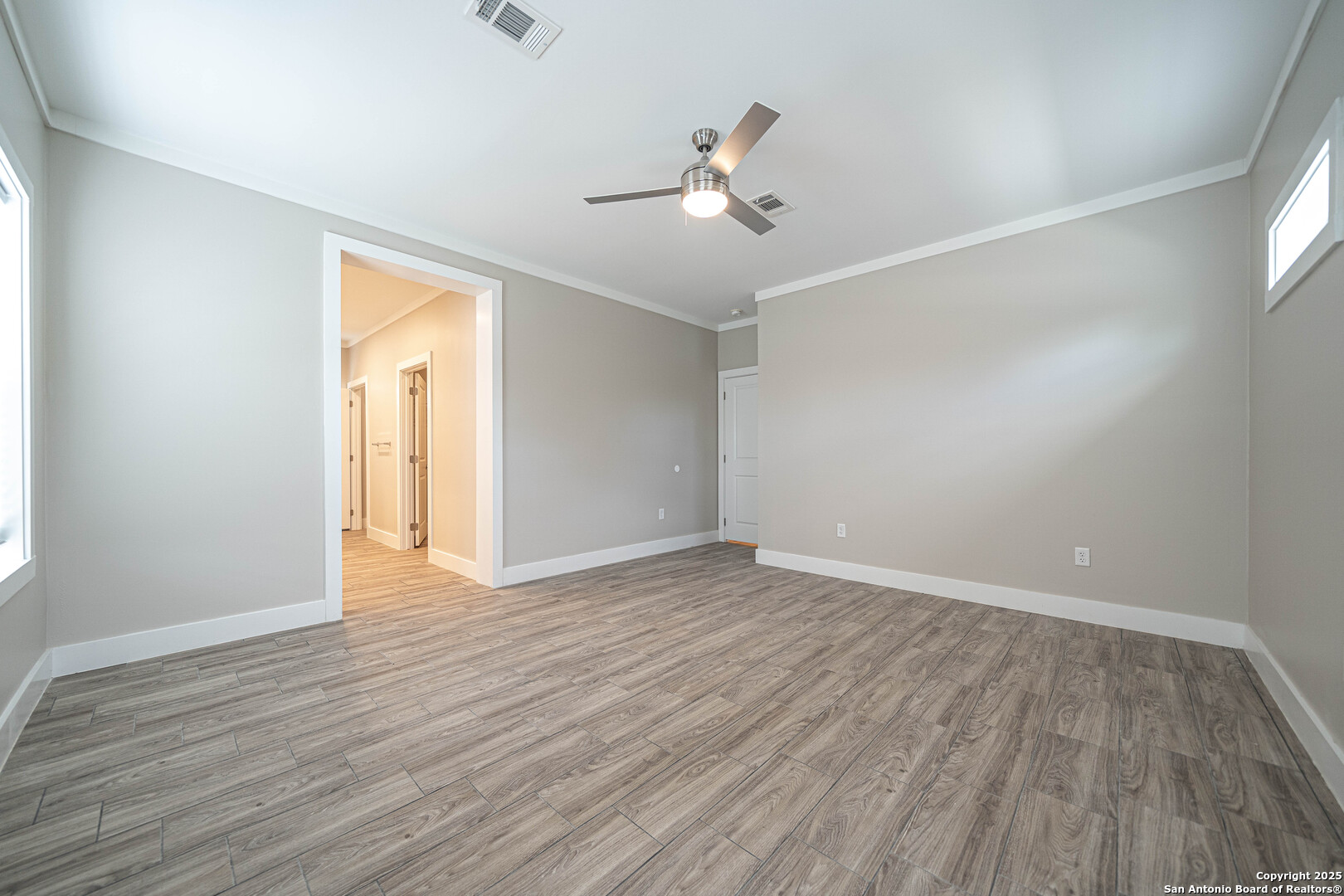 1420 Burleson San Antonio TX 78202