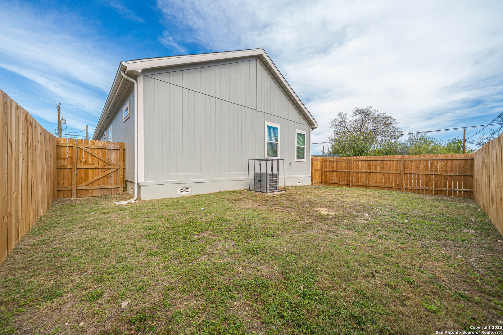 1420 Burleson San Antonio TX 78202
