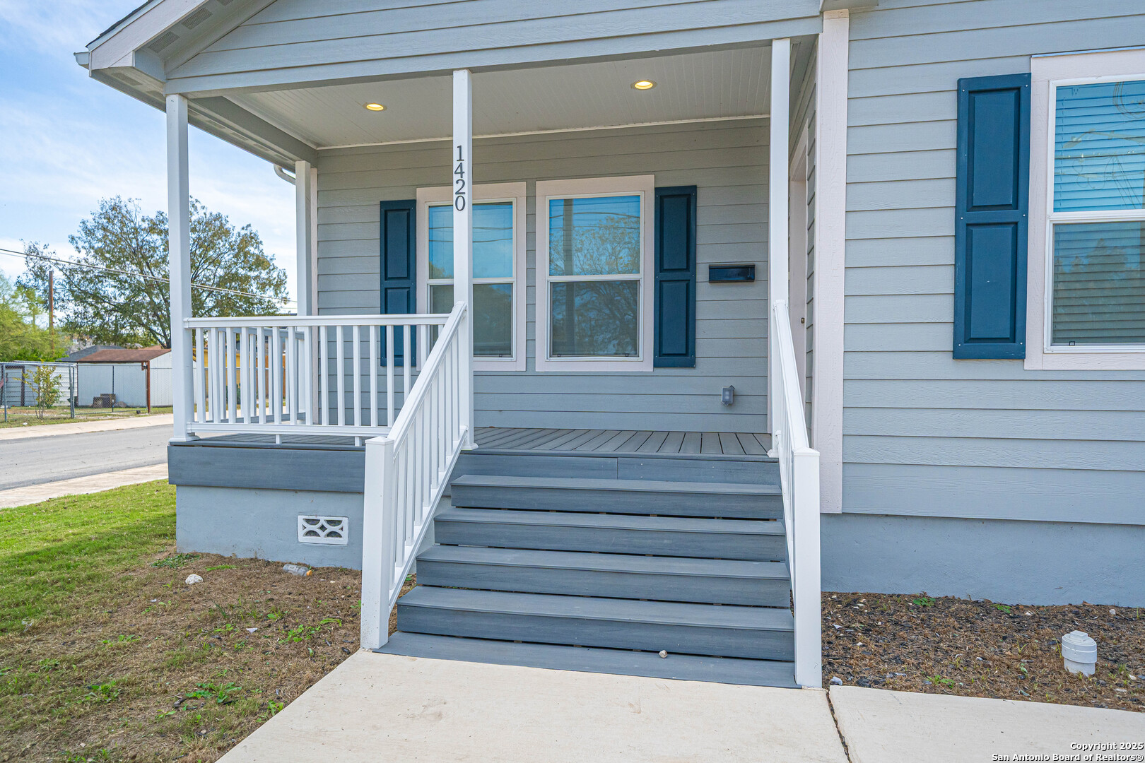 1420 Burleson San Antonio TX 78202