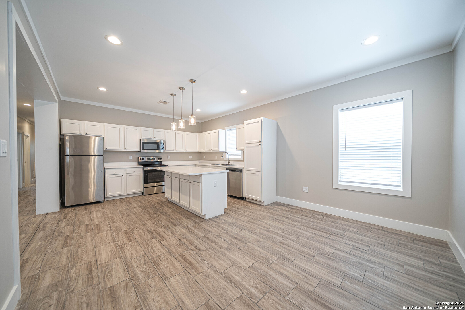 1420 Burleson San Antonio TX 78202