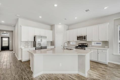 22511 Carriage Bluff San Antonio TX 78261