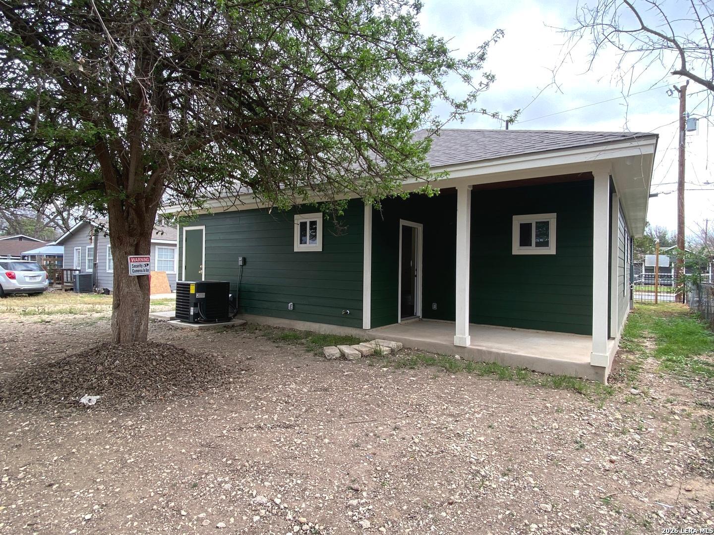 723 S San Bernardo Avenue San Antonio TX 78237