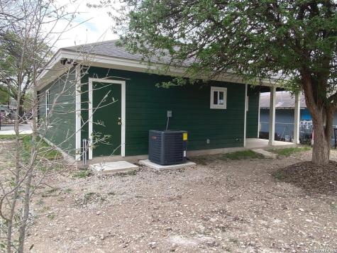 723 S San Bernardo Avenue San Antonio TX 78237