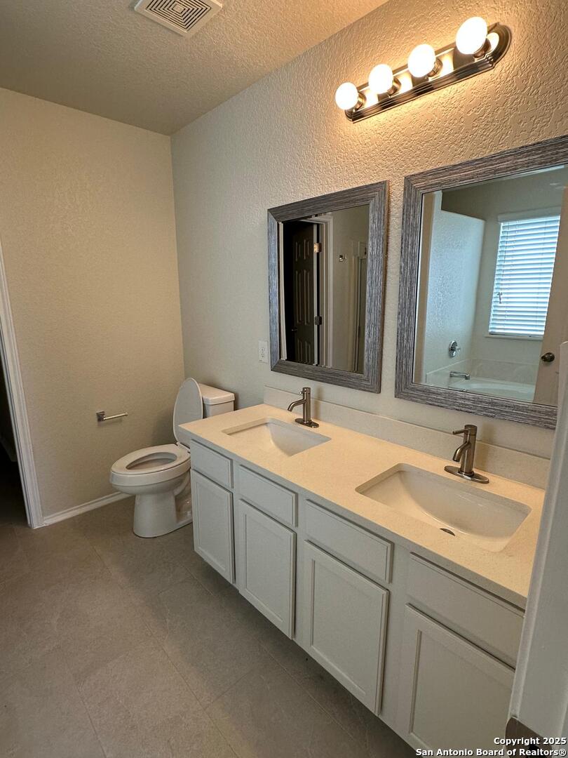 25346 Colt San Antonio TX 78261
