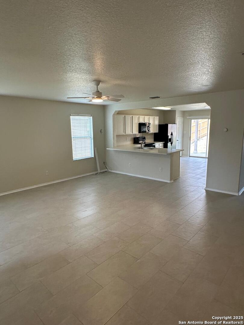 25346 Colt San Antonio TX 78261