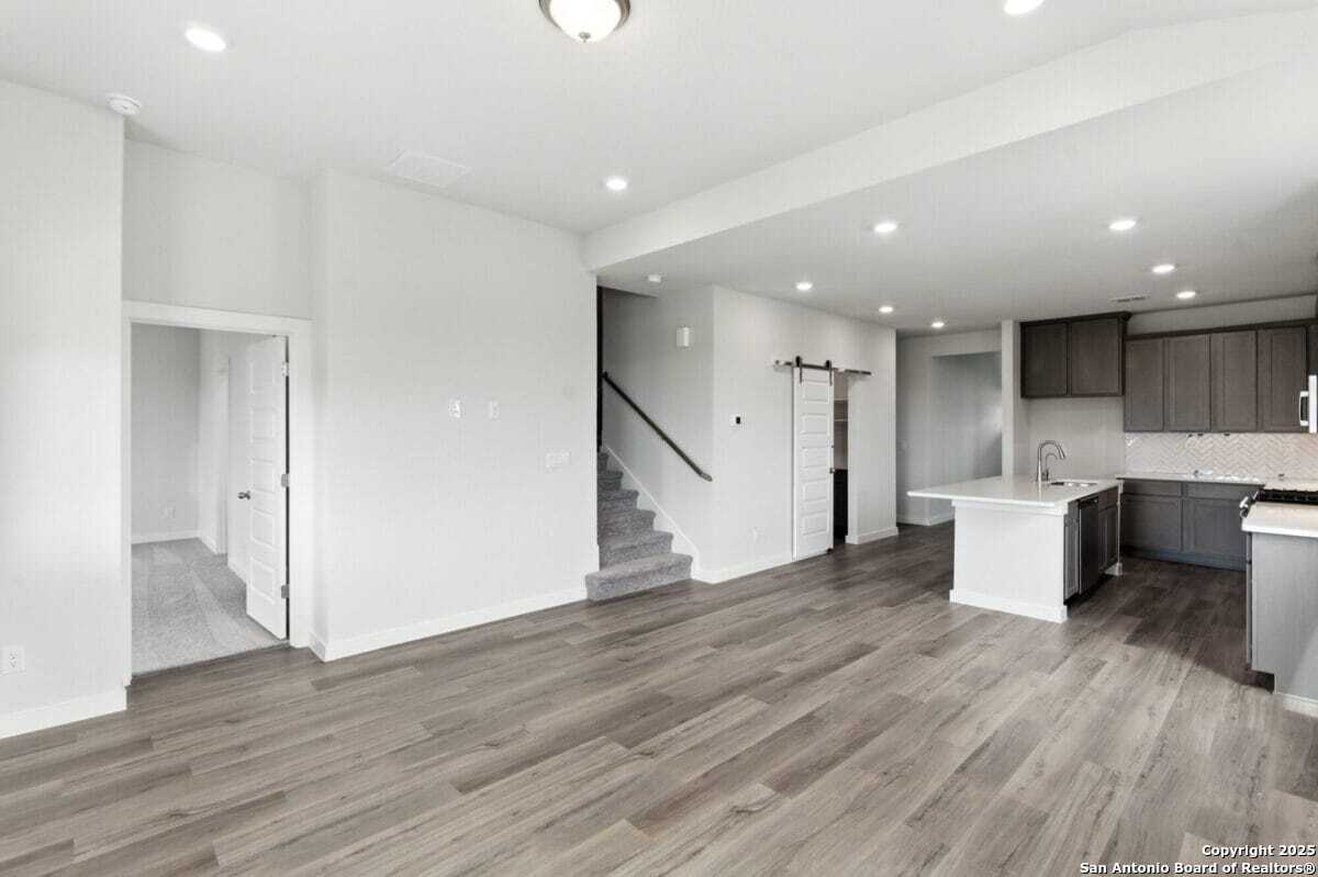 1896 Split Rock New Braunfels TX 78130