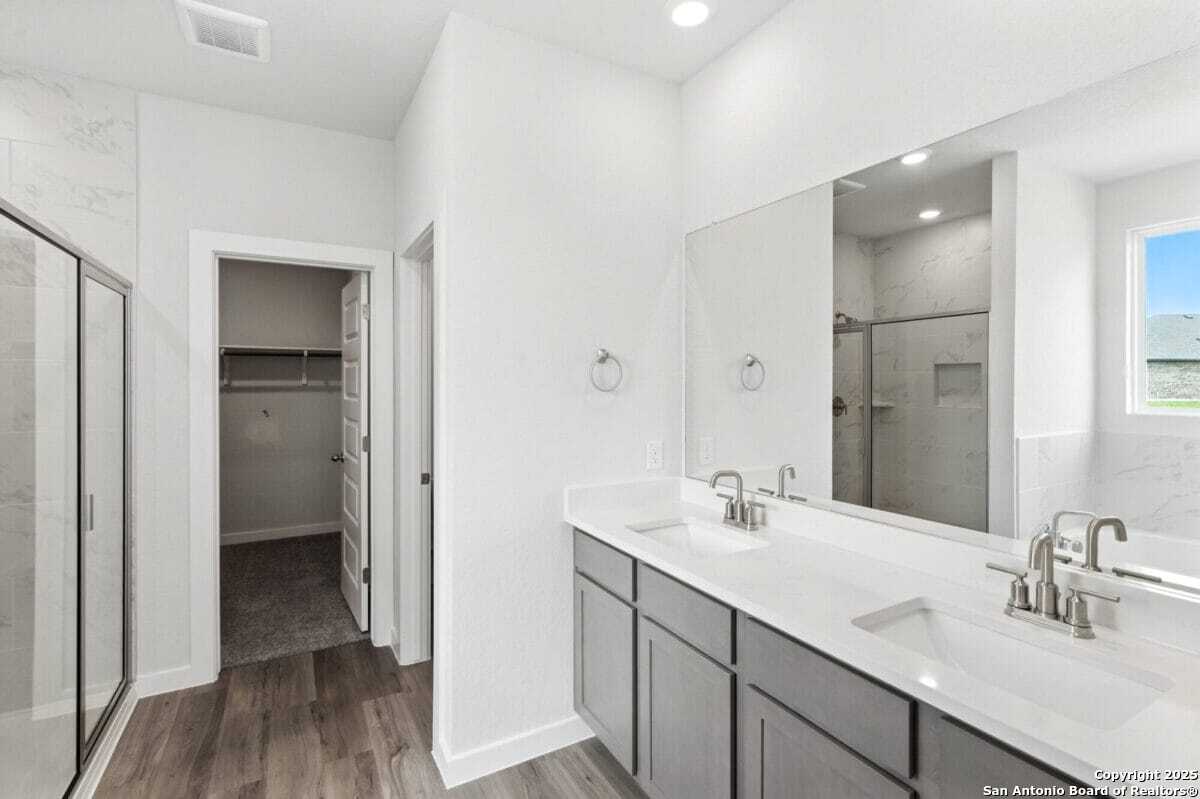1896 Split Rock New Braunfels TX 78130
