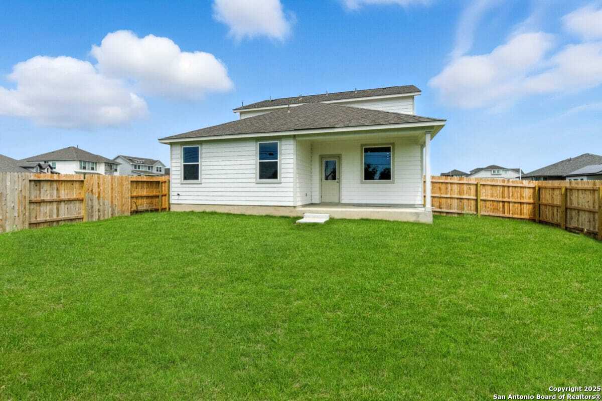 1896 Split Rock New Braunfels TX 78130