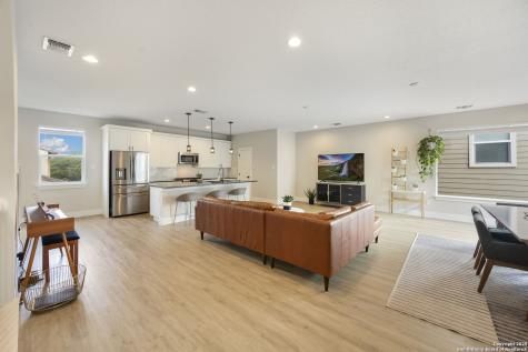 1618 W Lawndale #2 San Antonio TX 78209