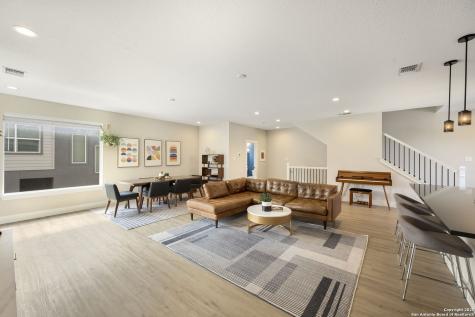 1618 W Lawndale #2 San Antonio TX 78209