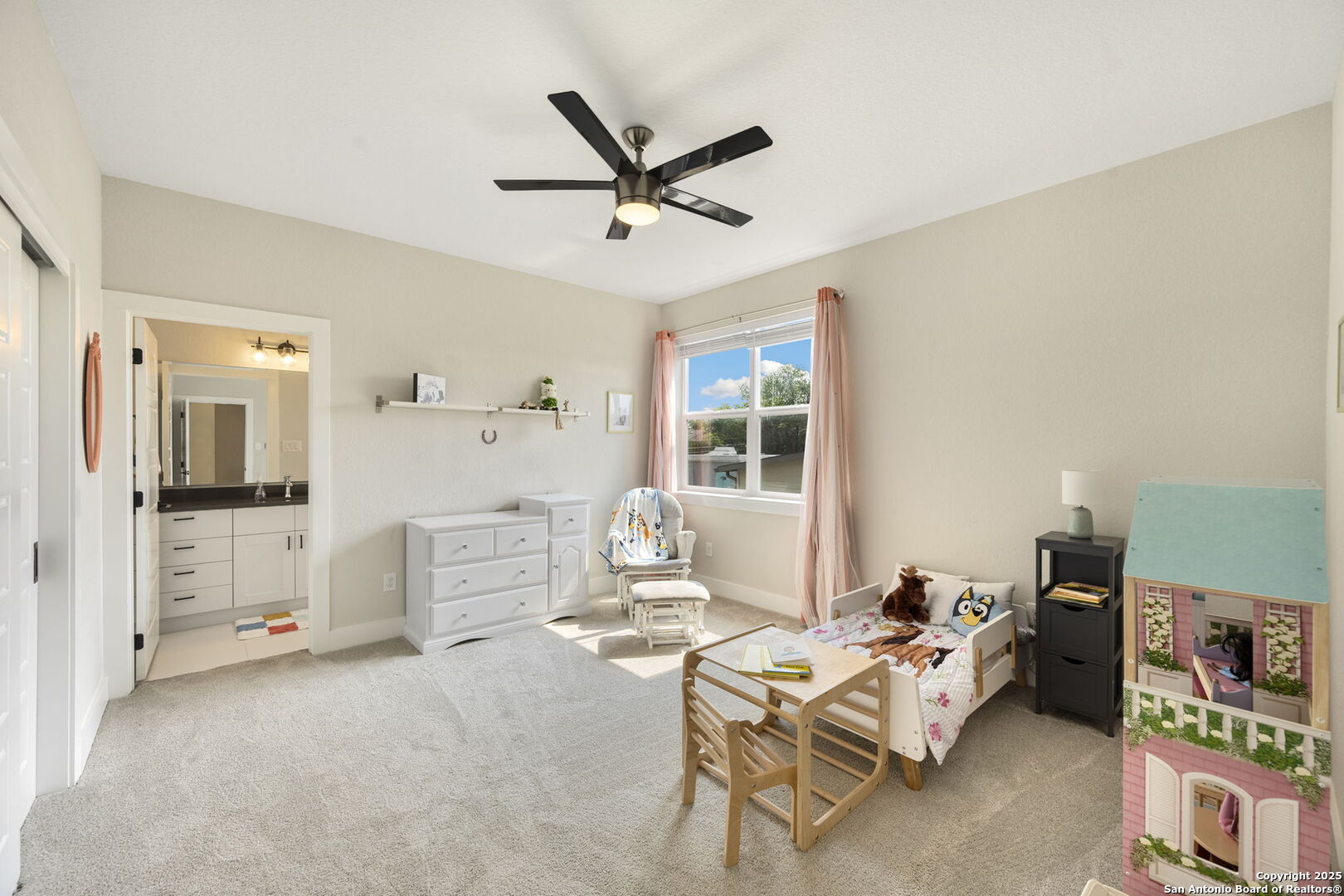 1618 W Lawndale #2 San Antonio TX 78209