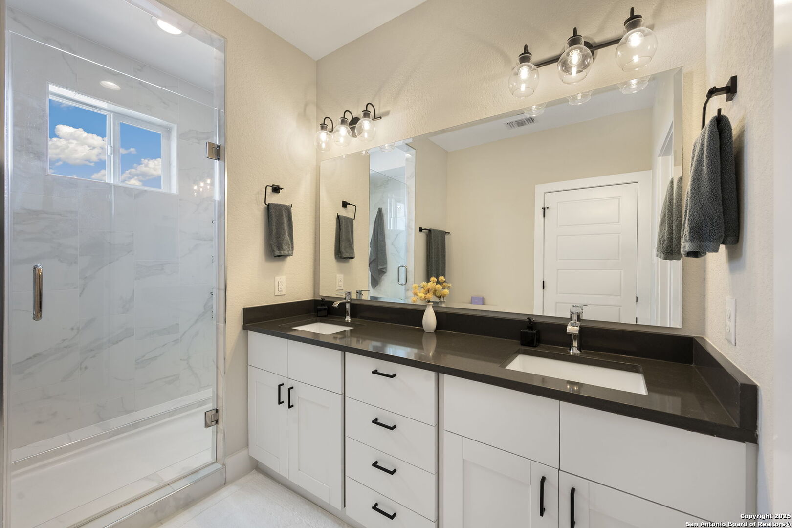 1618 W Lawndale #2 San Antonio TX 78209