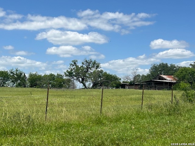 4612 County Road 117 Floresville TX 78114