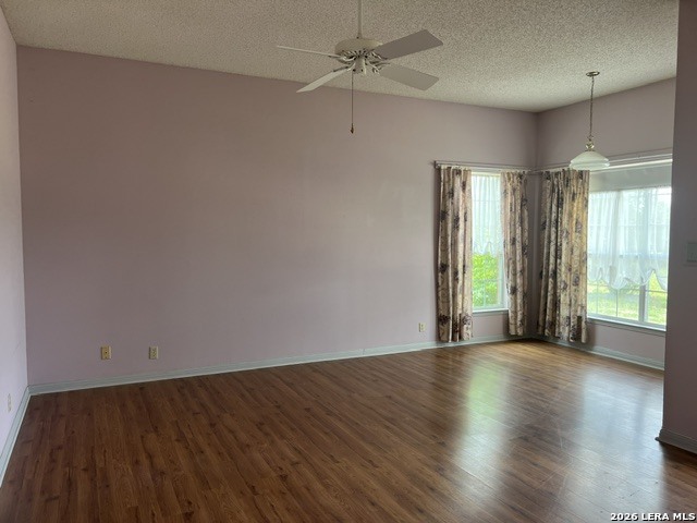 4612 County Road 117 Floresville TX 78114