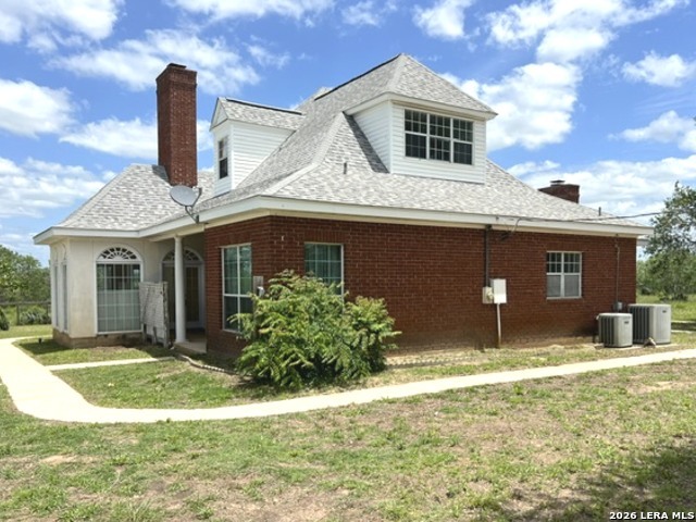 4612 County Road 117 Floresville TX 78114