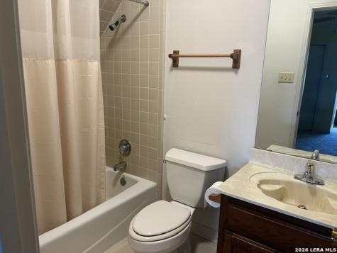 4612 County Road 117 Floresville TX 78114