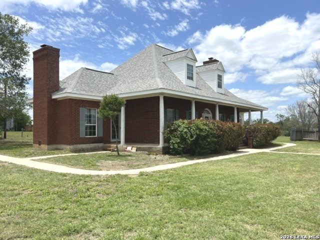 4612 County Road 117 Floresville TX 78114
