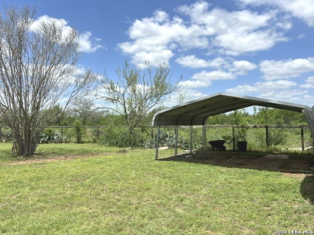 4612 County Road 117 Floresville TX 78114
