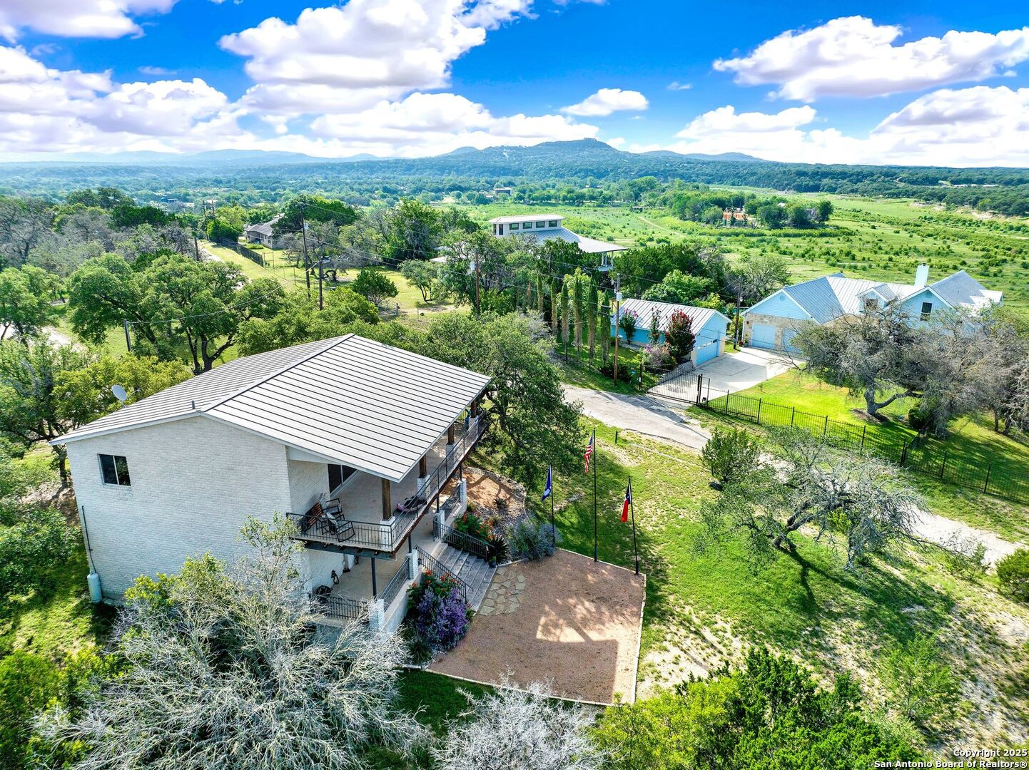 518 Park Bandera TX 78003