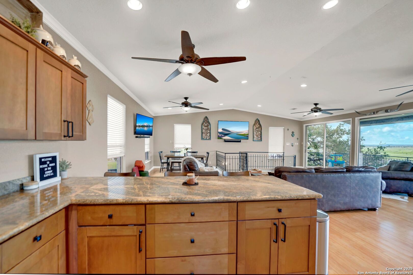 518 Park Bandera TX 78003