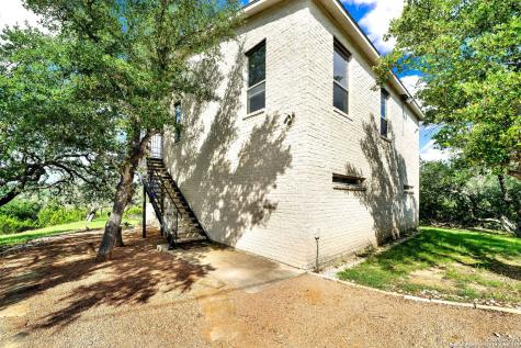 518 Park Bandera TX 78003