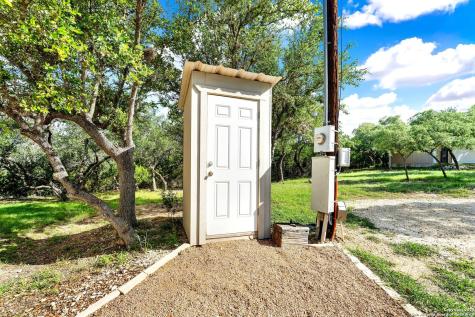 518 Park Bandera TX 78003
