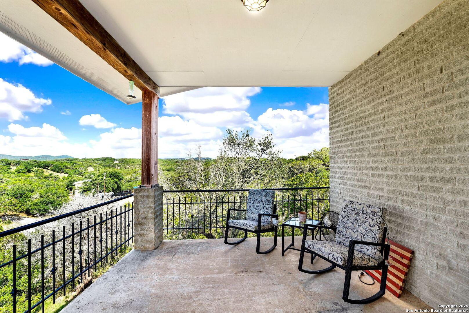 518 Park Bandera TX 78003