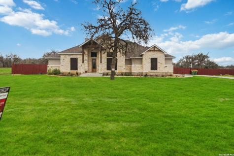104 Hondo Ridge La Vernia TX 78121