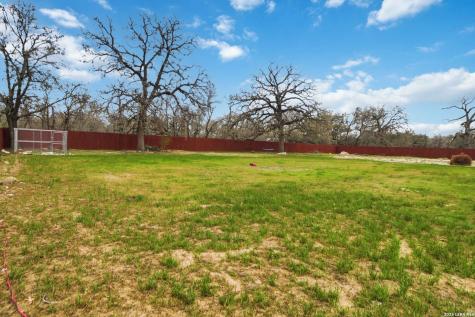 104 Hondo Ridge La Vernia TX 78121
