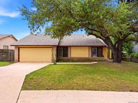 6104 Cloudy Ridge San Antonio TX 78247
