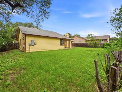 6104 Cloudy Ridge San Antonio TX 78247