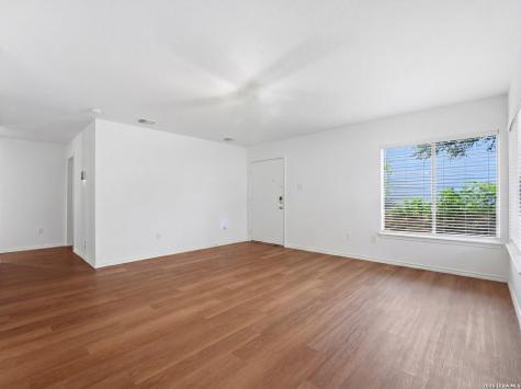 6104 Cloudy Ridge San Antonio TX 78247