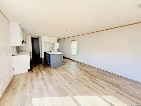 9860 County Road 623 Skidmore TX 78389